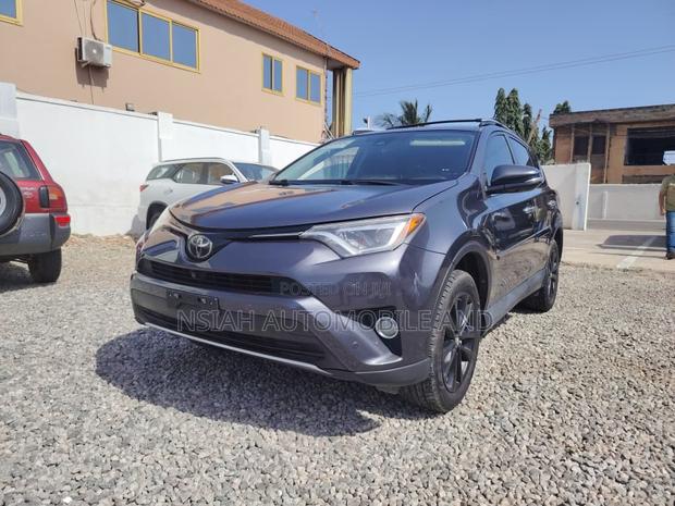 Toyota RAV4 2016 Gray
