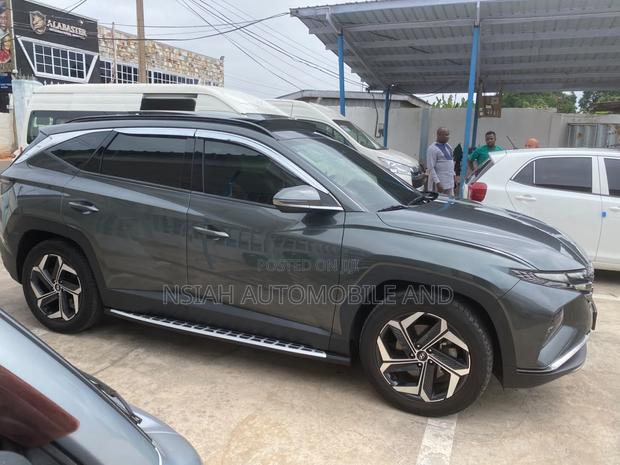 Hyundai Tucson 2022 Green