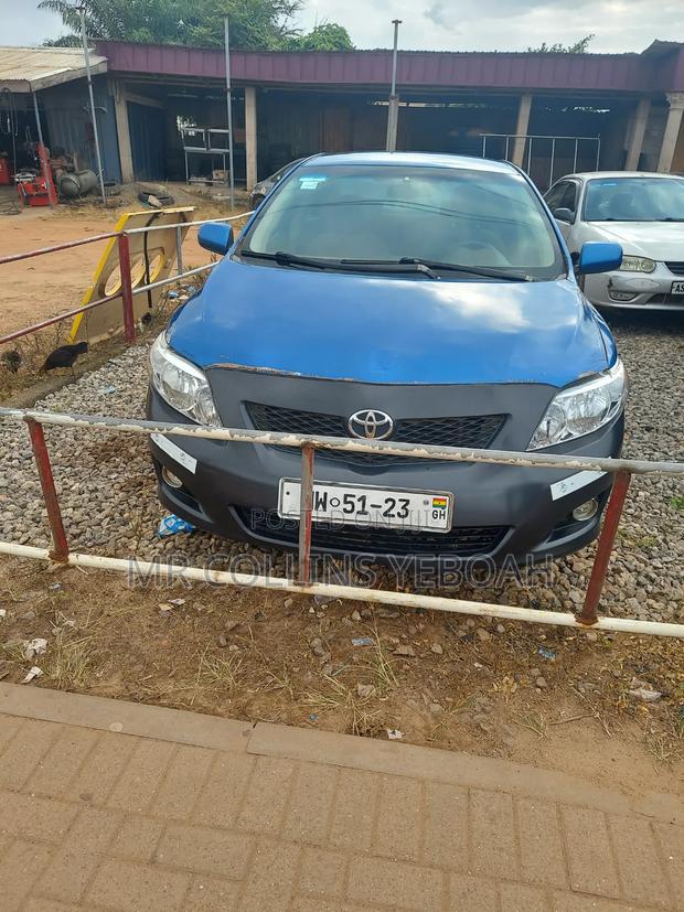 Toyota Corolla 2010 Blue