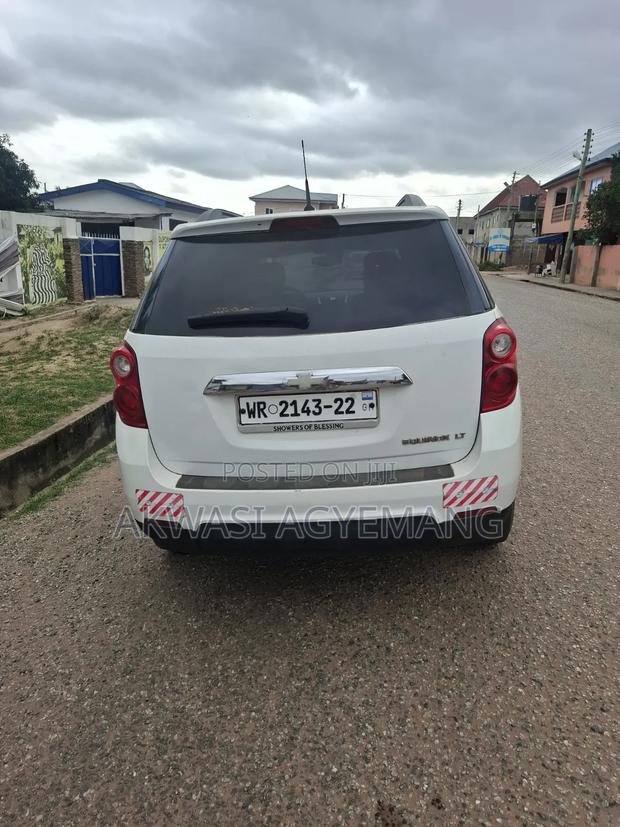 Chevrolet Equinox 2010 White