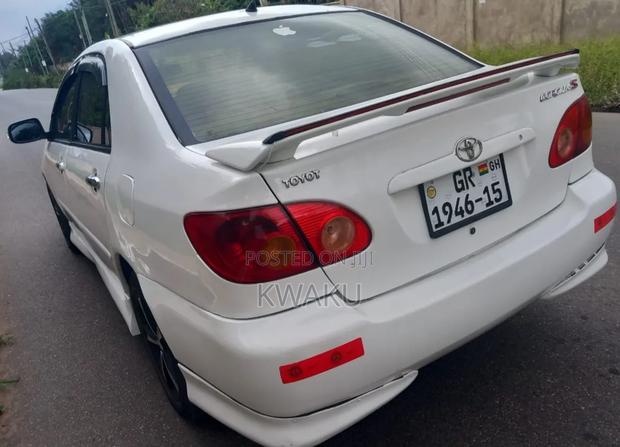 Toyota Corolla 2007 White