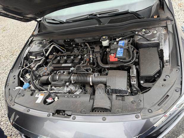 Honda Accord LX 2018 Gray