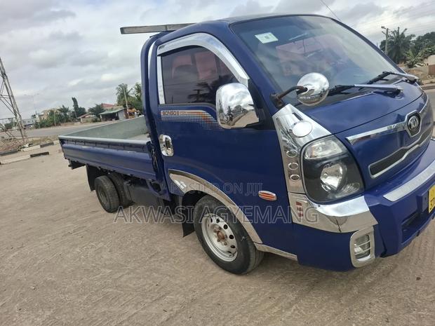 Kia Bongo 2015 Blue
