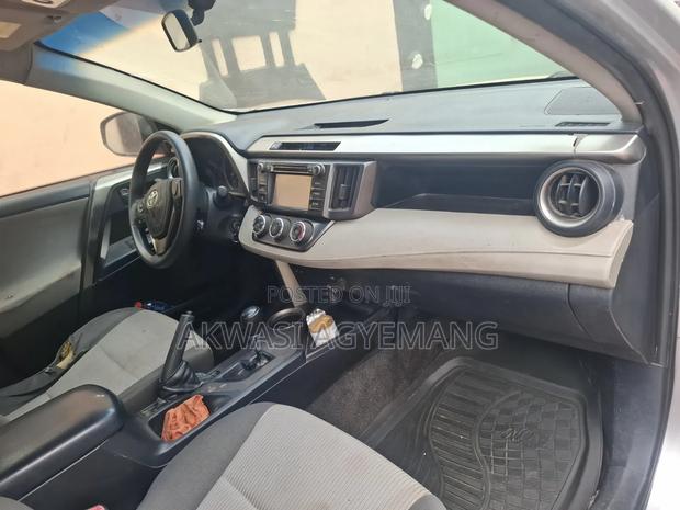 Toyota RAV4 2014 Silver