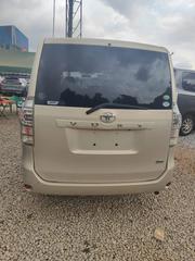 Toyota Voxy 2013 Gold for sale
