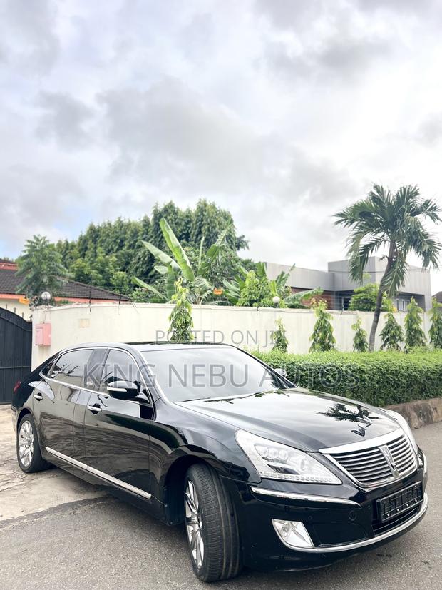Hyundai Equus Signature 4dr Sedan (5.0L 8cyl 8A) 2015 Black