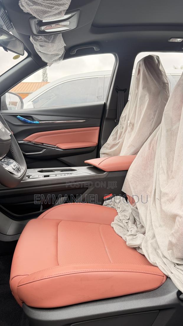 New Changan X5 Plus 1.5 Blue Core FWD 2025 Gray