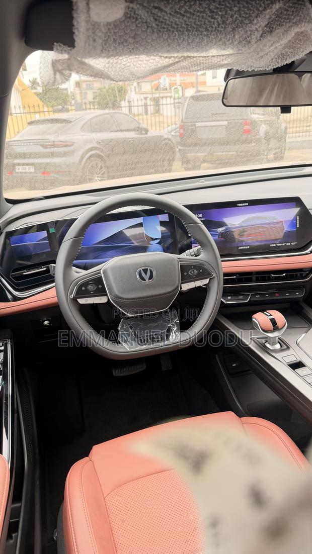 New Changan X5 Plus 1.5 Blue Core FWD 2025 Gray