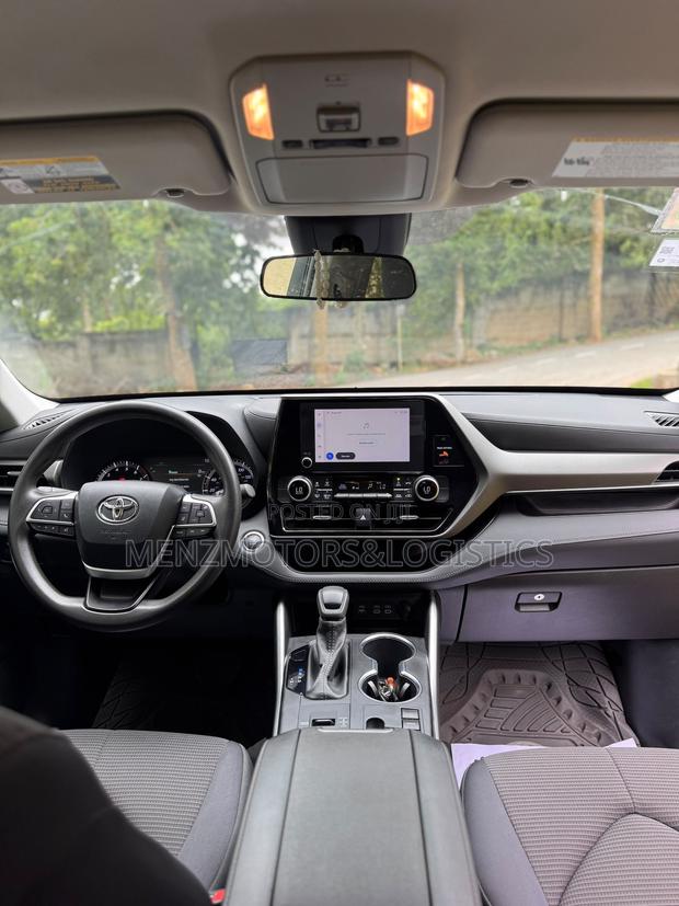 Toyota Highlander LE AWD 2023 Blue