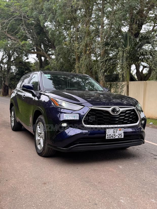 Toyota Highlander LE AWD 2023 Blue