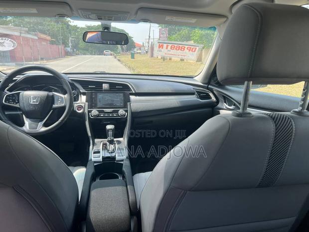 Honda Civic EX 4dr Sedan (2.0L 4cyl) 2017 Blue