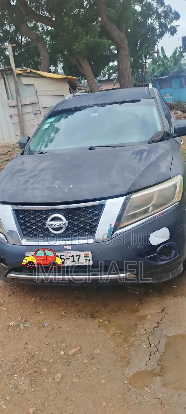 Nissan Pathfinder 2014 Black
