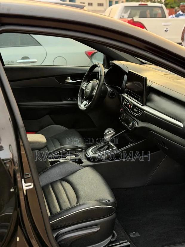 Kia Forte 2022 Black
