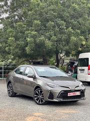 Toyota Corolla XSE (1.8L 4cyl 2A) 2018 for sale