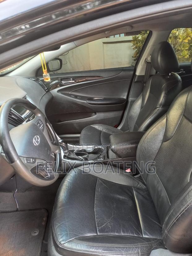 Hyundai Sonata Limited 2.0T Sedan (2.0L 4cyl 6A) 2013 Black
