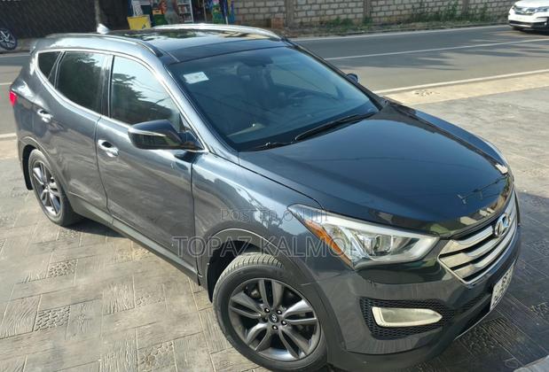 Hyundai Santa Fe 2015 Gray