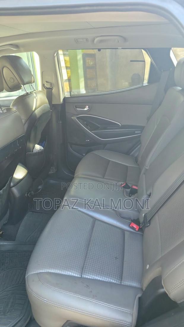 Hyundai Santa Fe 2015 Gray