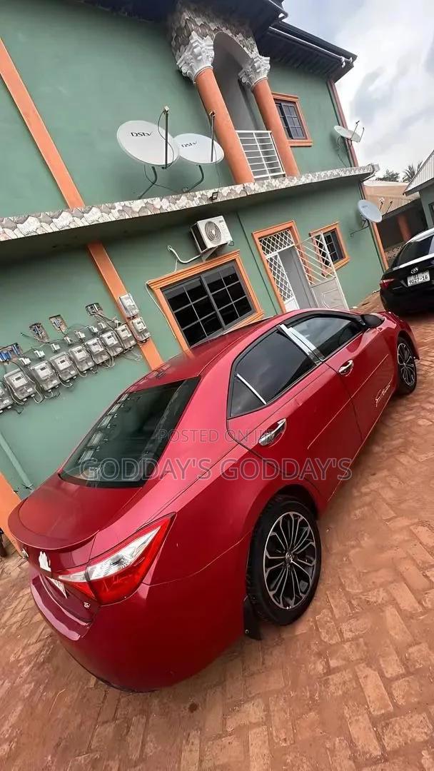 Toyota Corolla LE Eco Plus 4dr Sedan (1.8L 4cyl CVT) 2015 Red