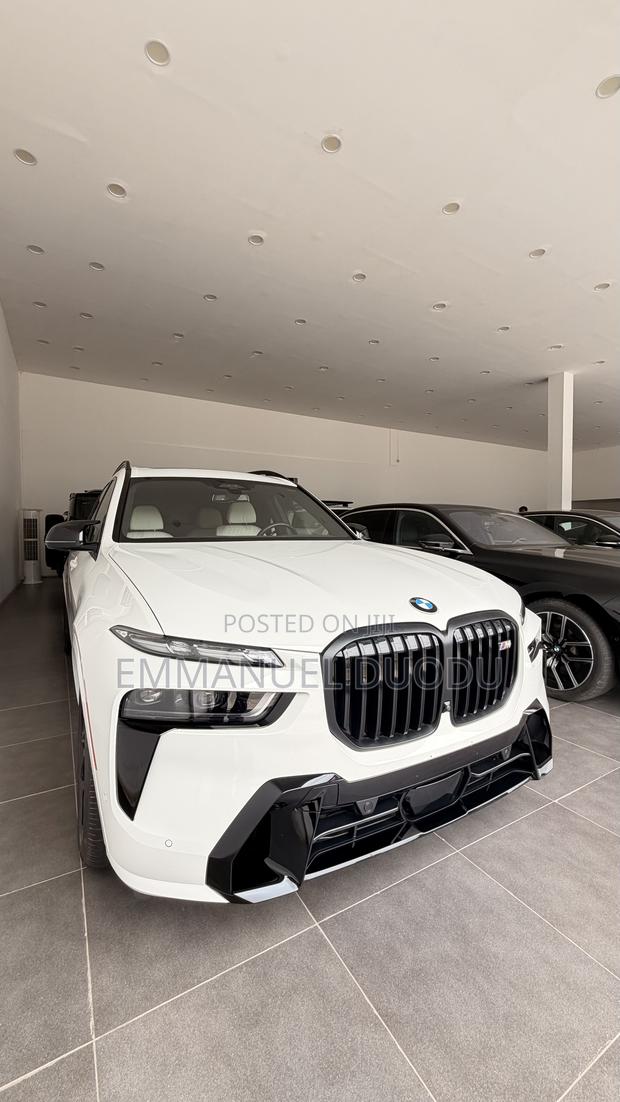 New BMW X7 M60i Sports Activity Vehicle 2025 White