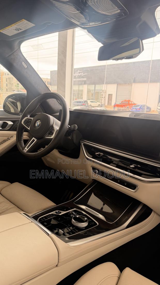 New BMW X7 M60i Sports Activity Vehicle 2025 White