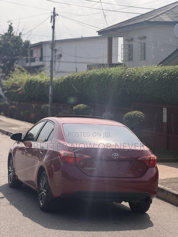 Toyota Corolla LE (1.8L 4cyl 2A) 2019 Red