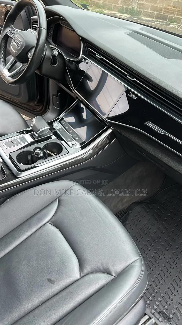 Audi Q7 2020 Black