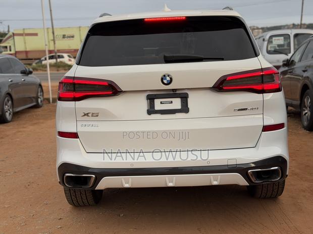 BMW X5 sDrive40i 2022 White
