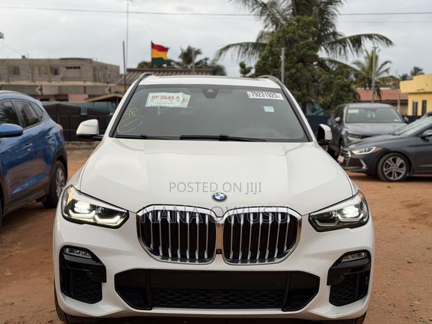 BMW X5 sDrive40i 2022 White