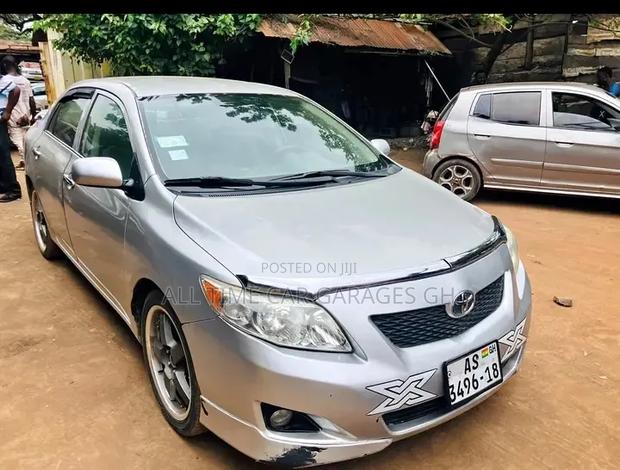 Toyota Corolla 2018 Silver