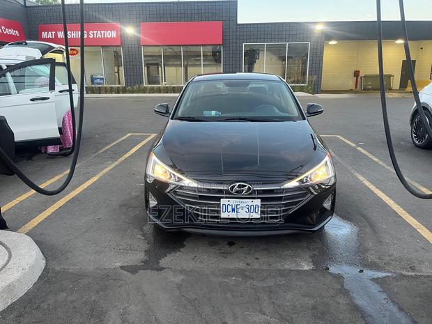 Hyundai Elantra SE 2019 Black