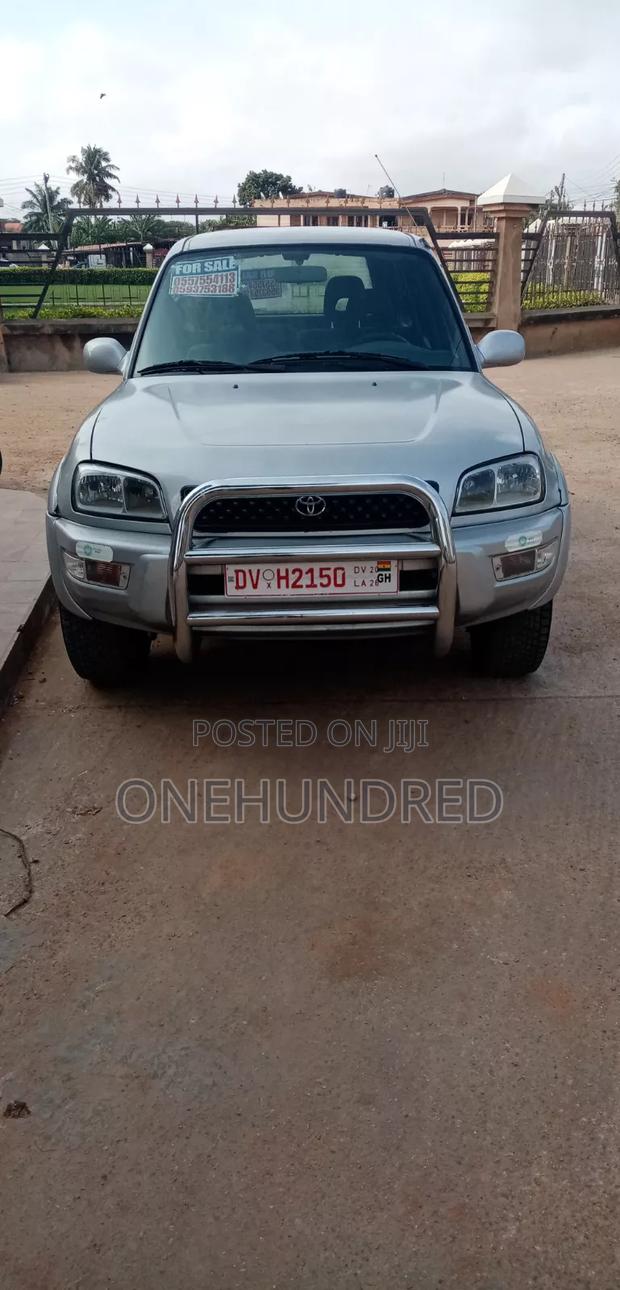 Toyota RAV4 Base 4x4 1999 Silver