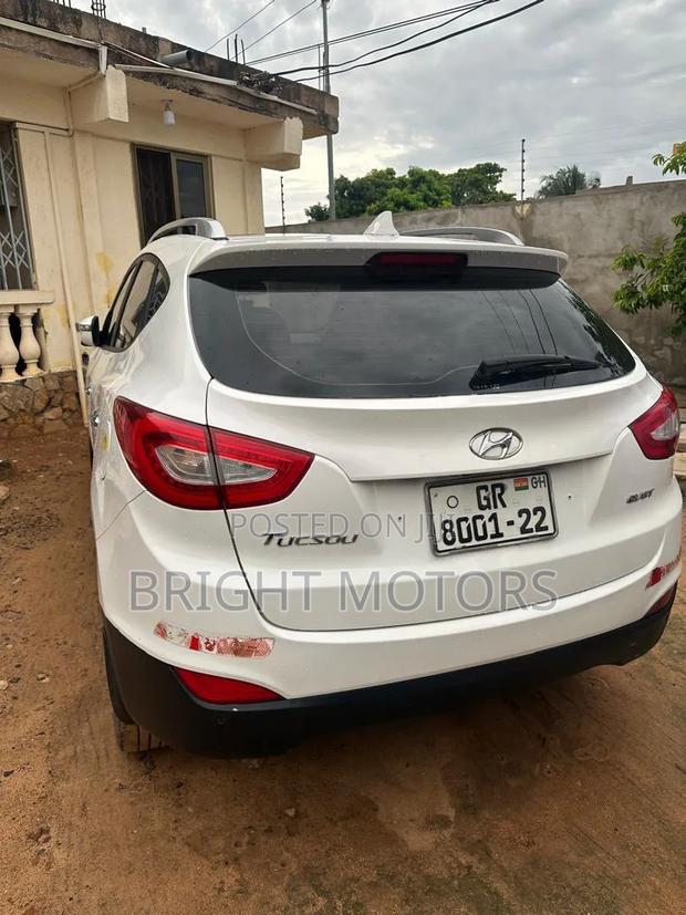 Hyundai Tucson 2015 White