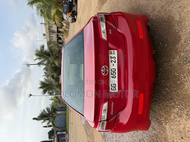 Toyota Camry 2014