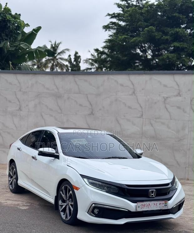 Honda Civic Touring Sedan 2019 White