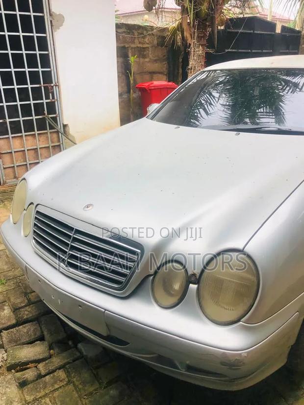 Mercedes-Benz CLK 1999 Silver