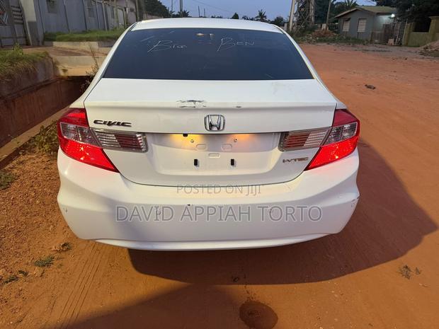 Honda Civic Sedan LX 2013 White