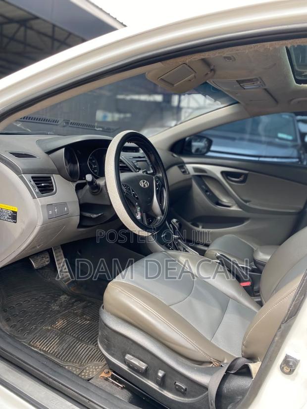 Hyundai Elantra 2014
