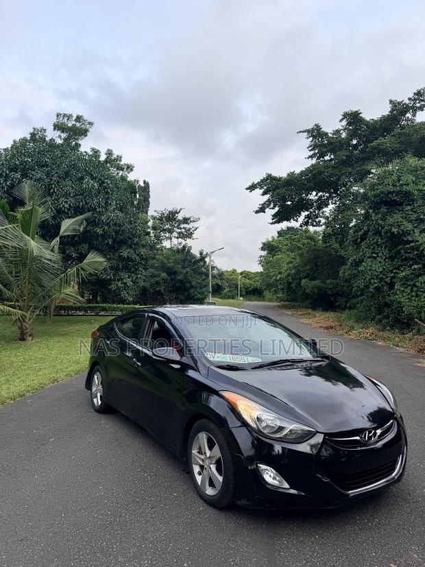 Hyundai Elantra Limited 2012 Black