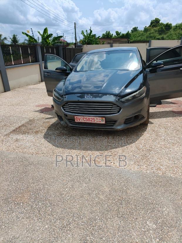 Ford Fusion Titanium 4dr Sedan AWD w/EcoBoost (2.0L 4cyl Turbo 6A) 2014