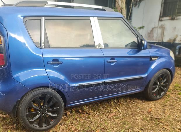 Kia Soul 2011 Blue