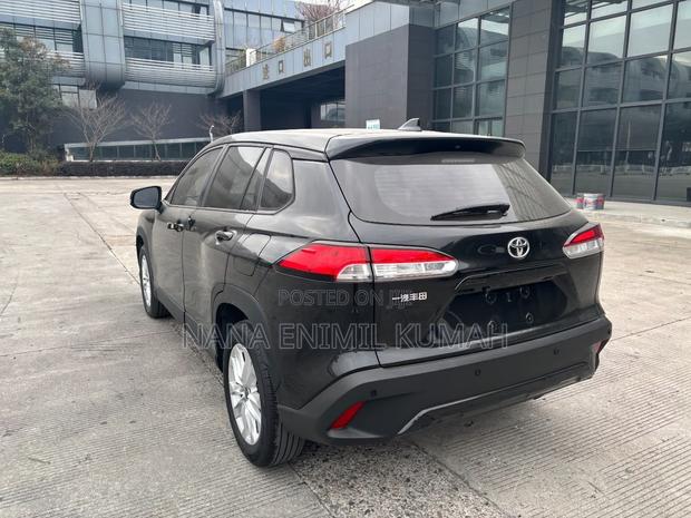 Toyota Corolla Cross 1.8 Hybrid AWD 2022 Black