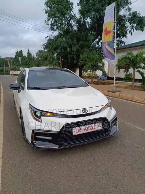 Toyota Corolla APEX SE 2021 White