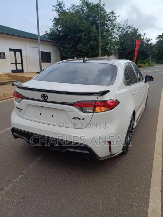 Toyota Corolla APEX SE 2021 White