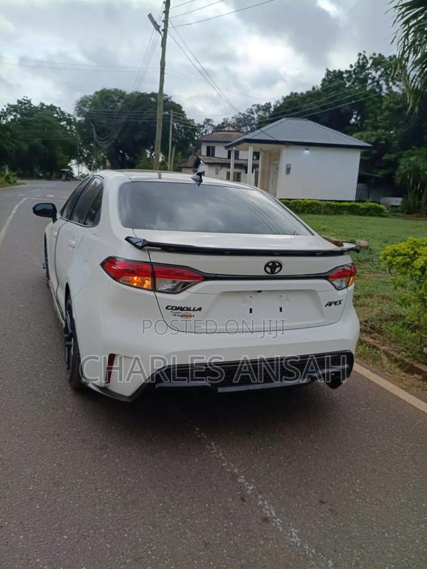 Toyota Corolla APEX SE 2021 White