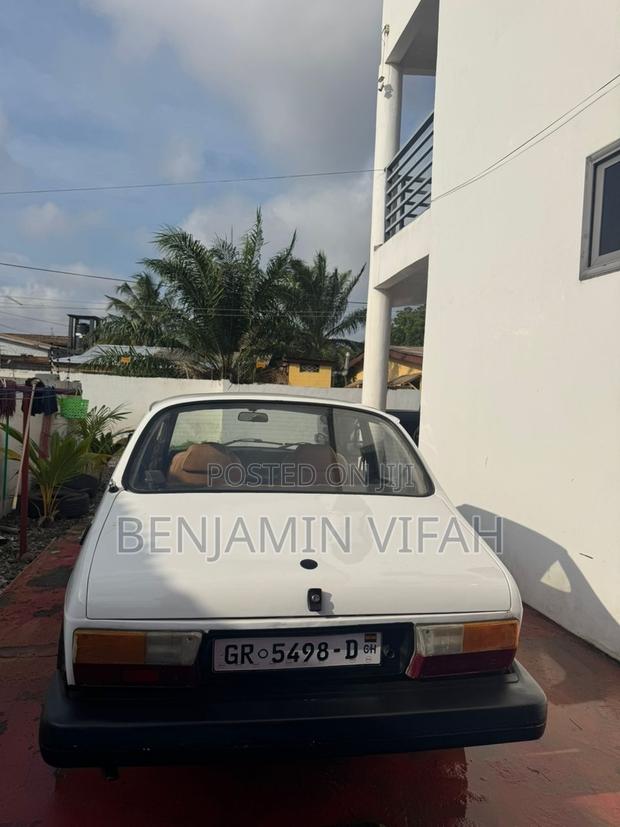 Saab 90 1983 White