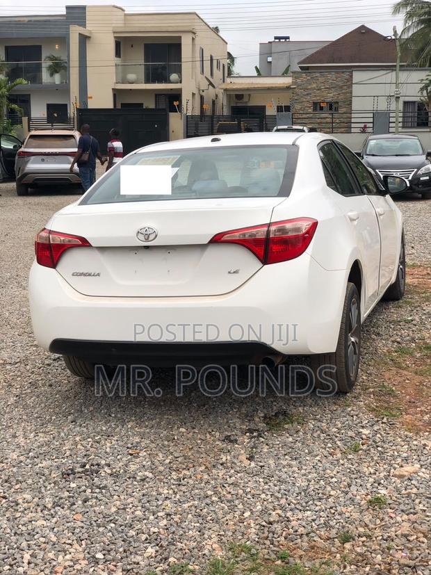 Toyota Corolla 2017 White