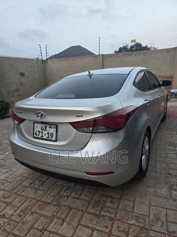 Hyundai Avante 2015 Silver