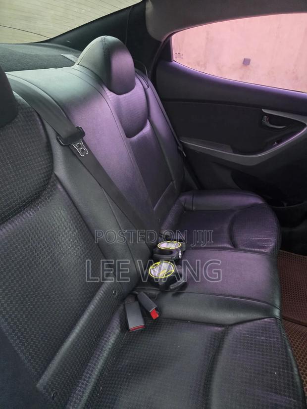 Hyundai Avante 2015 Silver