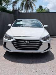 Hyundai Elantra Limited Sedan FWD (2.0L 4cyl 6A) 2017 White for sale