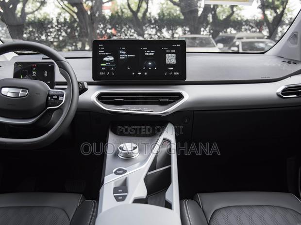 Geely Coolray 1.5 FWD 2021 Purple